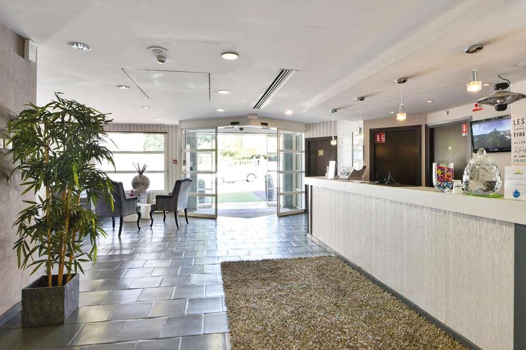 Zenitude Hôtel-Résidences Le Cannet Intérieur photo