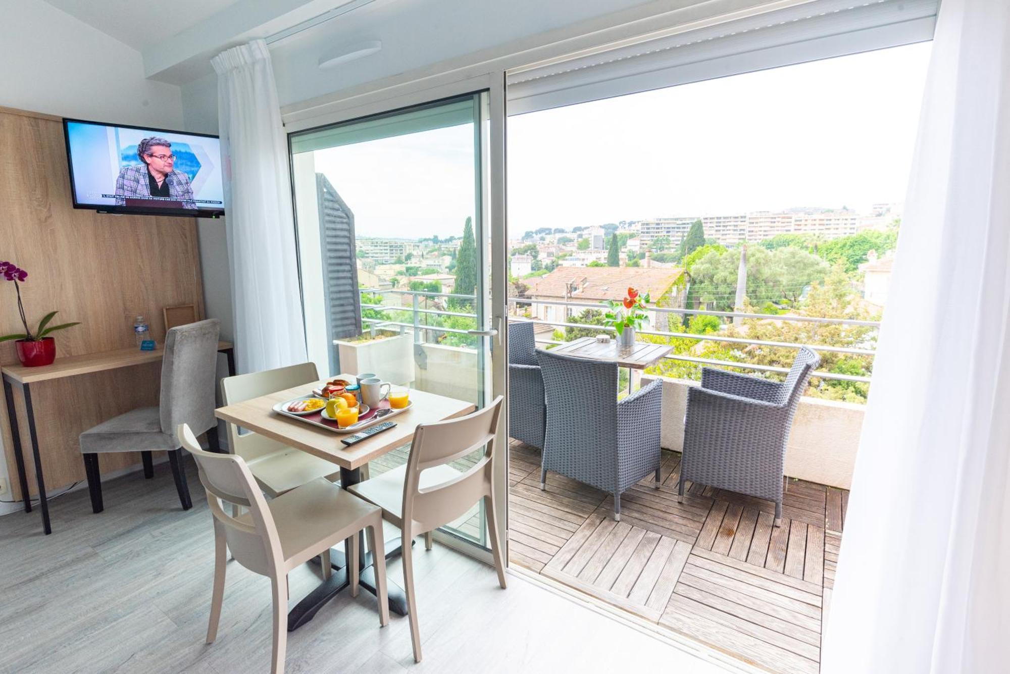 Zenitude Hôtel-Résidences Le Cannet Extérieur photo